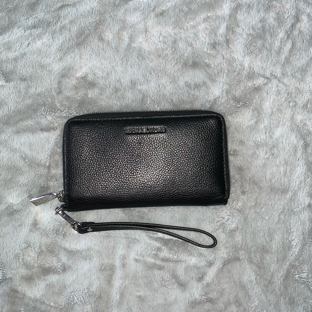 Michael Kors Mercer Pebble Leather Wallet
